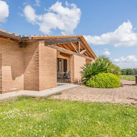 La Tana Del Botti Villa *