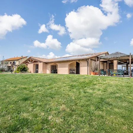 Villa La Tana Del Botti Crespina