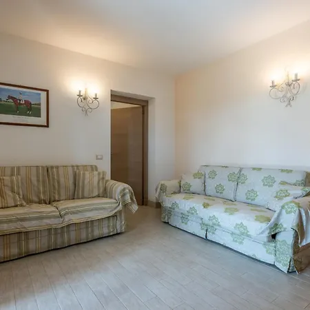 La Tana Del Botti Villa *
