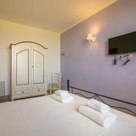 La Tana Del Botti Villa *